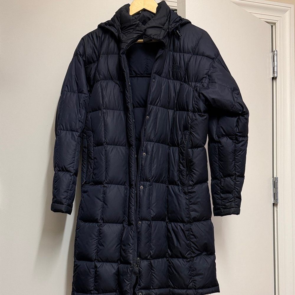 The North Face Women's Black Puffer 600 Coat